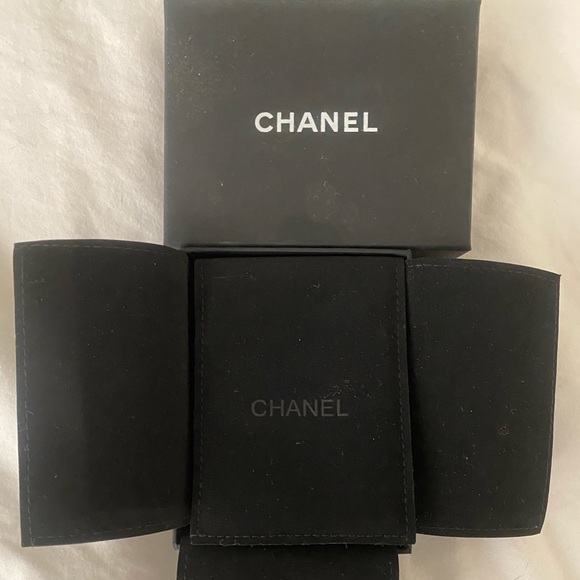 Authentic Chanel Earrings - Picture 5 of 5